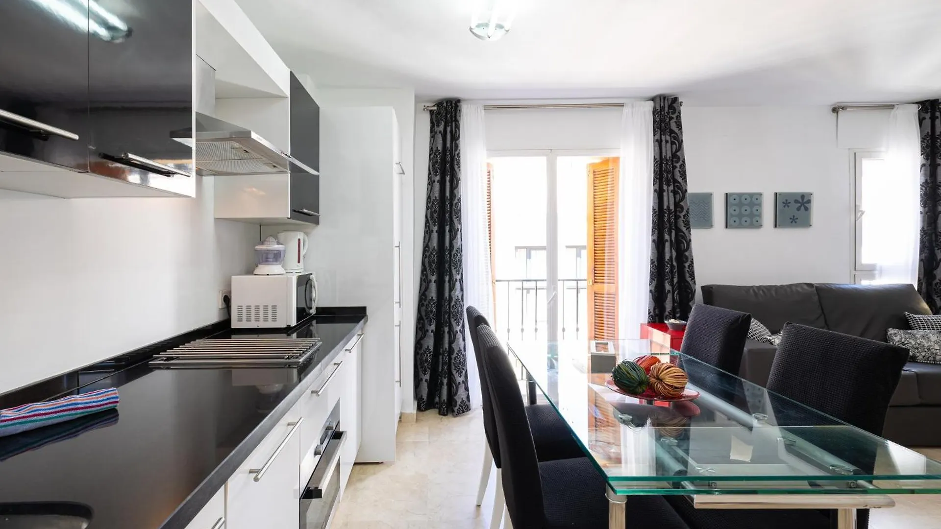 Apartment Holidays2Malaga Train Station Area Spain