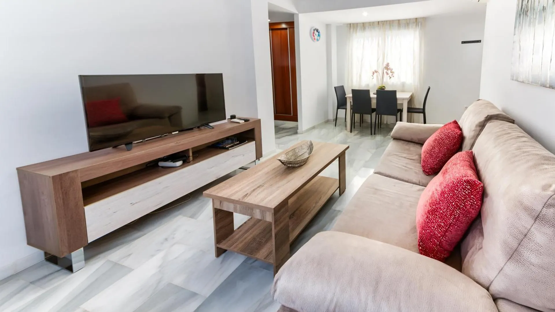 Apartment Holidays2Malaga Train Station Area Spain