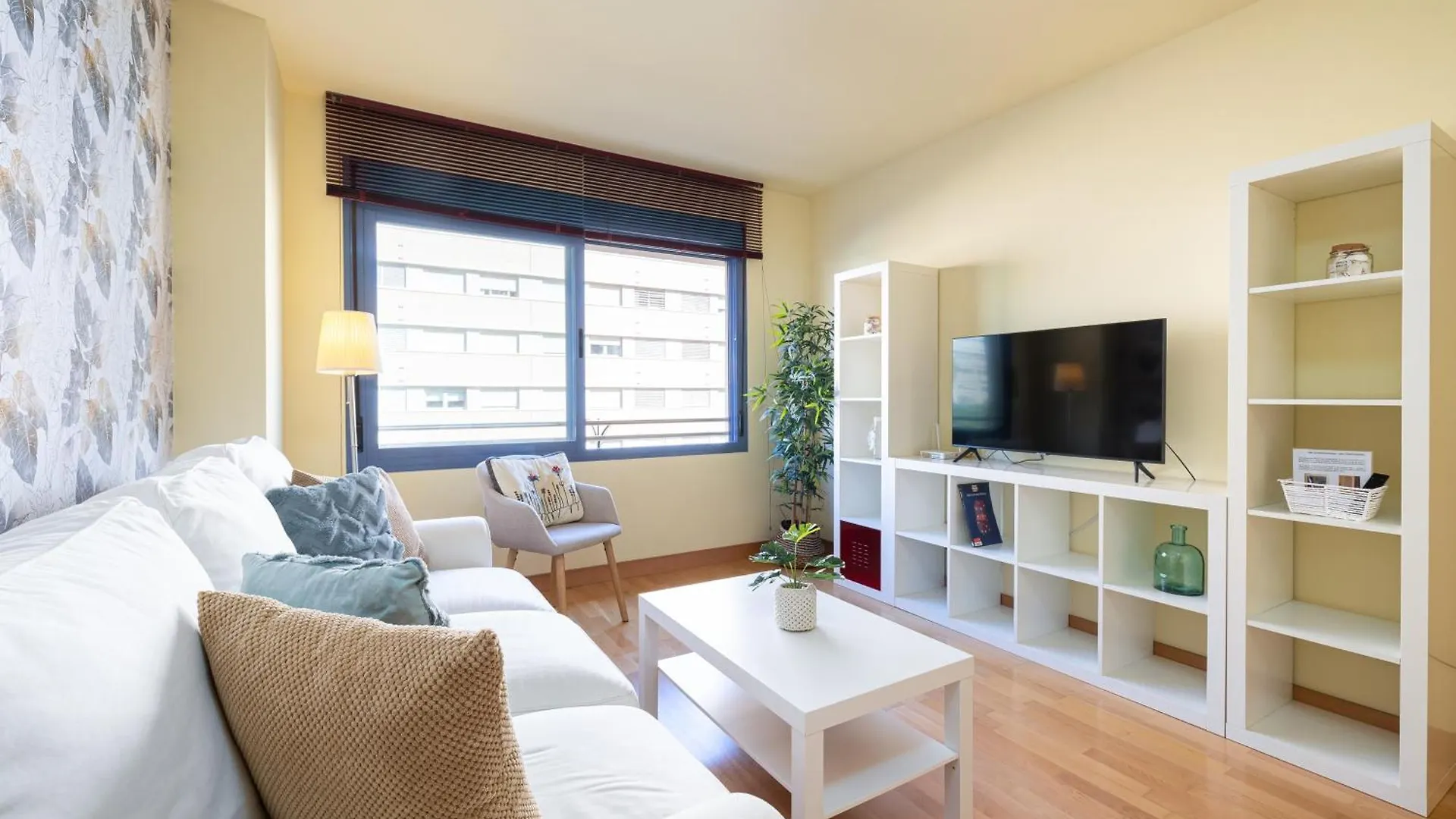 Holidays2Malaga Train Station Area Apartment Malaga